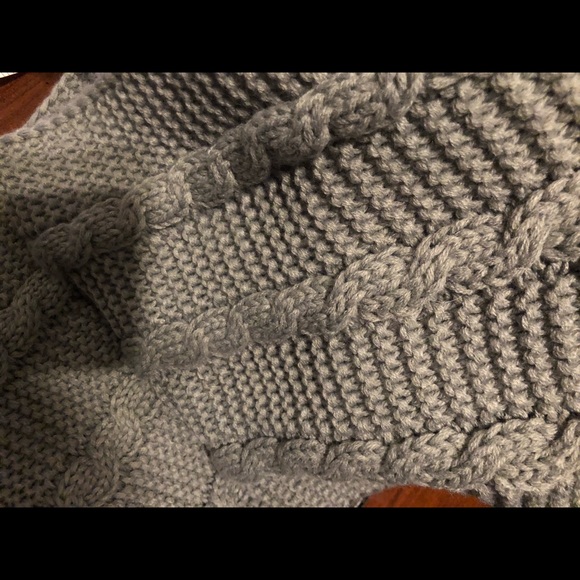 Infinity Scarf - Picture 5 of 8